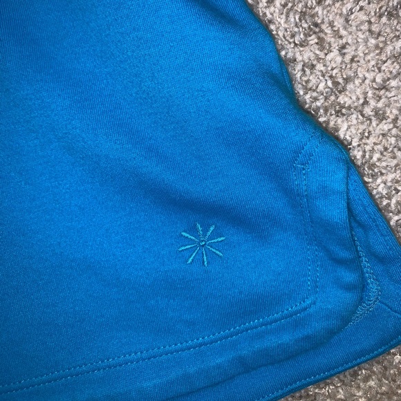 Isaac Mizrahi Dark Blue Short Sleeve Shirt sz XS - Picture 7 of 9